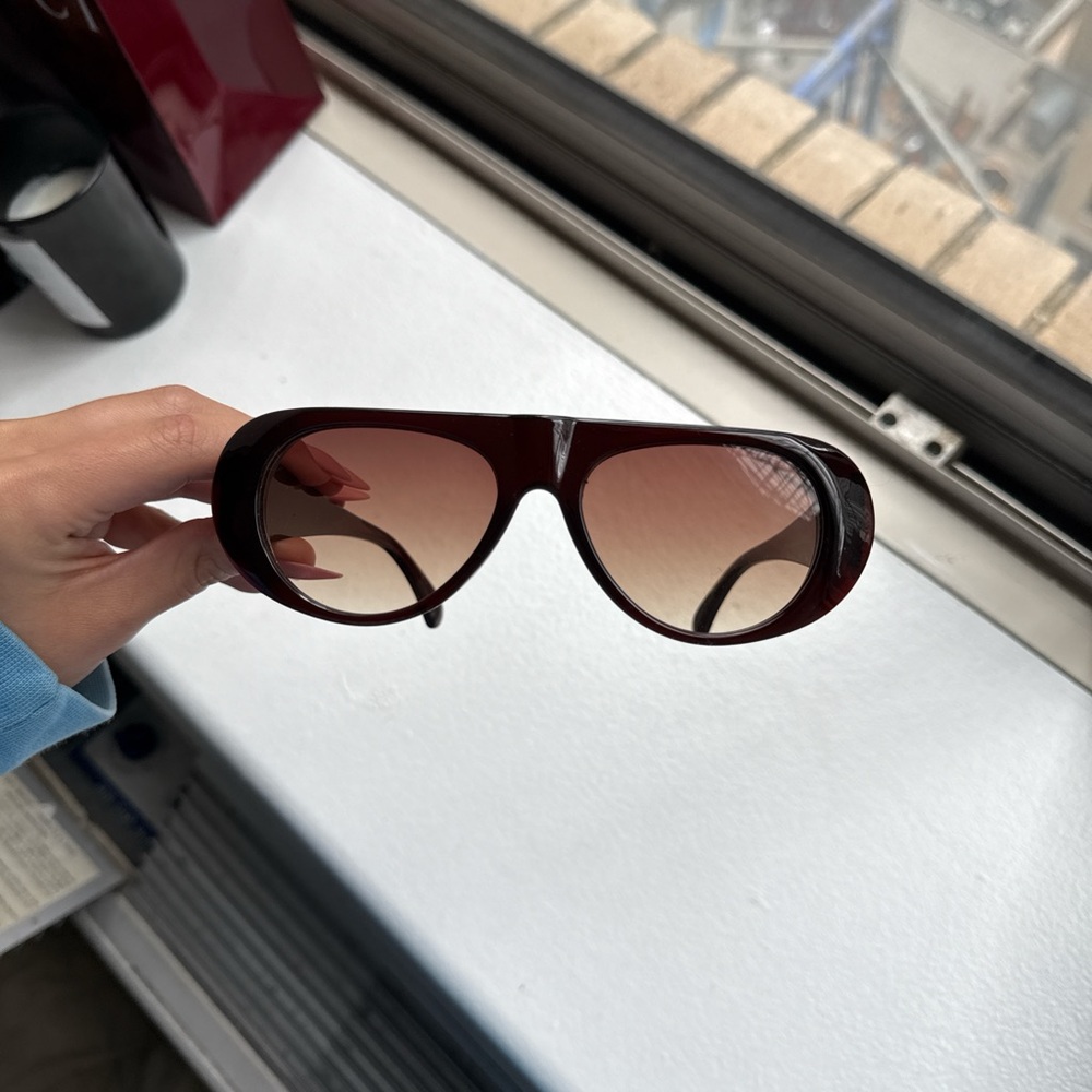Brown oversized vintage sunglasses